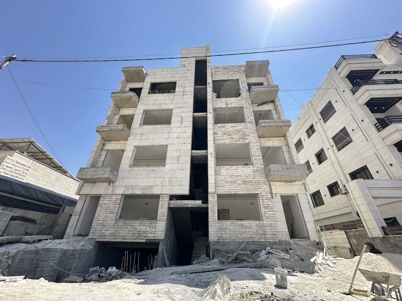 Ground Floor Apartment with Two Terraces & Hotel-Style Entrance in Prince Ali District — photo 1