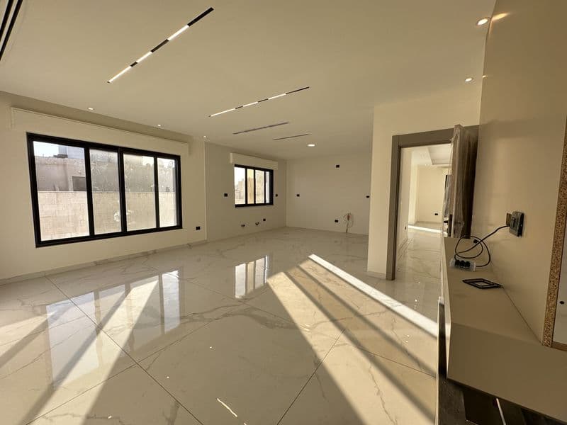 First Floor Apartment – 205 sqm – Spacious Family Layout & Full Amenities – Left Wing — photo 1