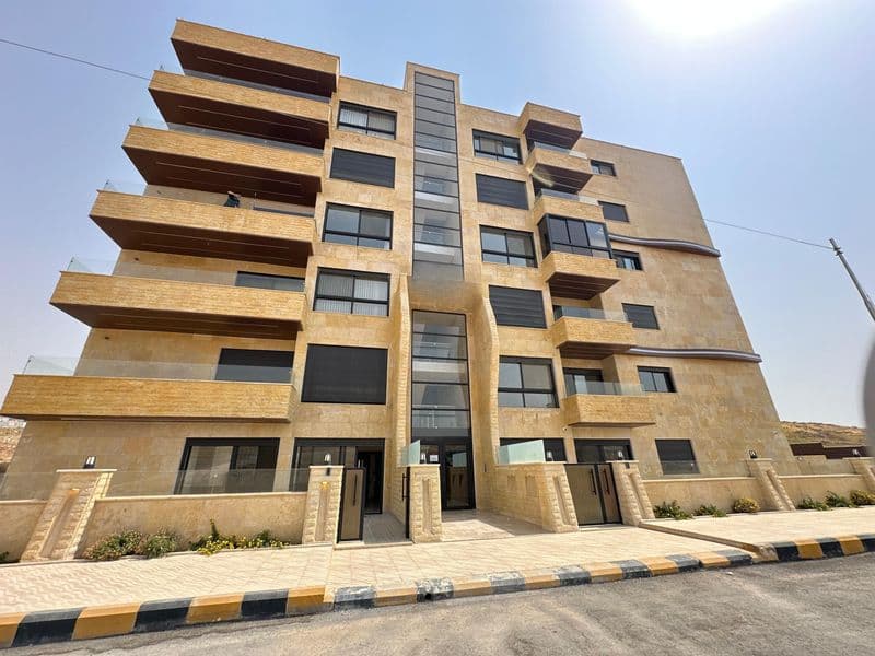 235 sqm Apartment for Sale in Abdoun Corridor – 4 Master Bedrooms — photo 1
